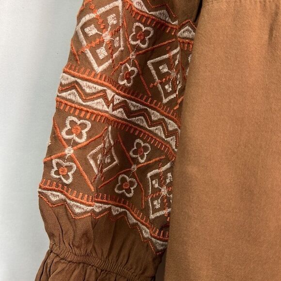 Savanna Jane Embroidered babydoll top in brown Size Small EUC - Picture 8 of 10